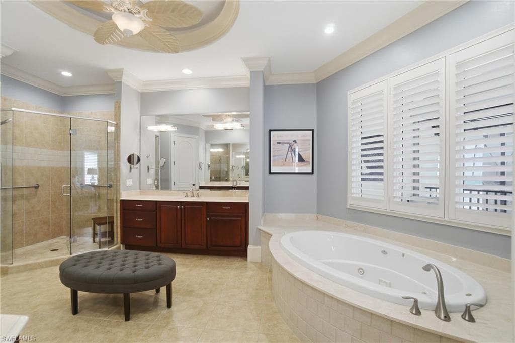 27592 River Reach DR, BONITA SPRINGS FL 34134-19