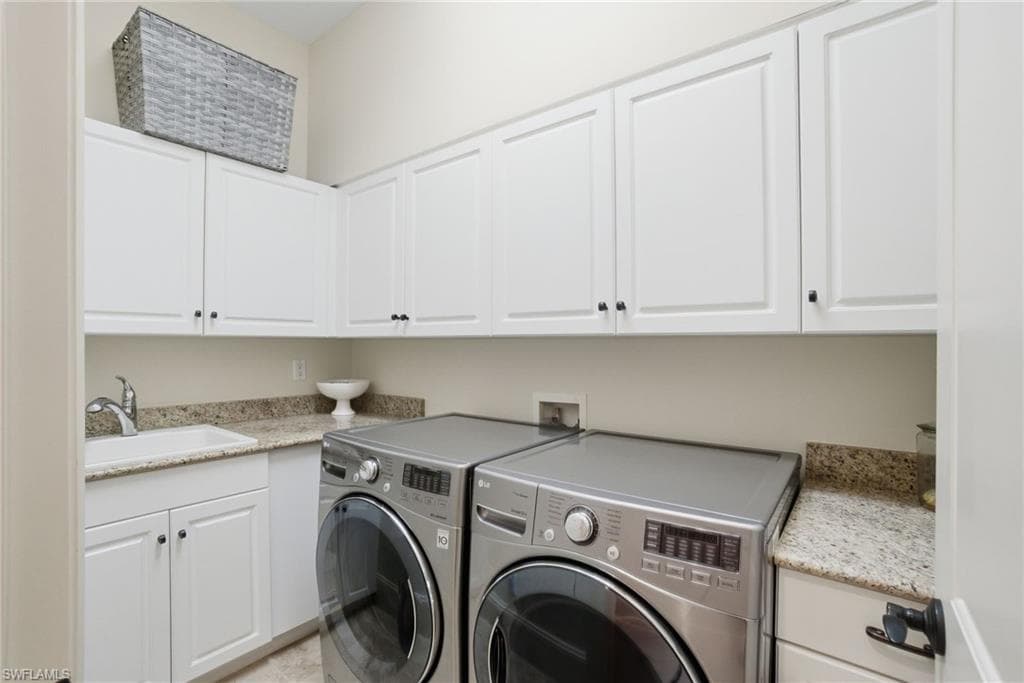 27592 River Reach DR, BONITA SPRINGS FL 34134-40