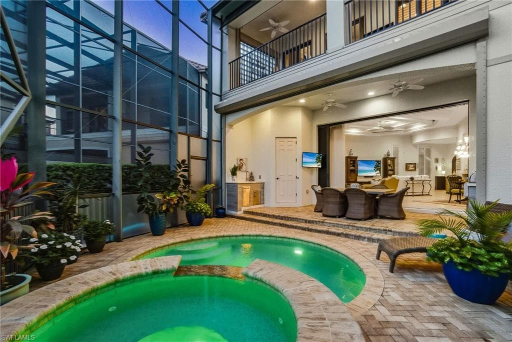 27592 River Reach DR, BONITA SPRINGS FL 34134-36