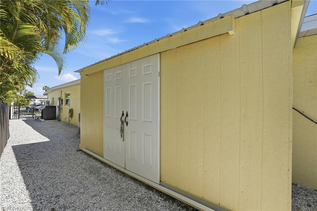 17741 Rebecca AVE, FORT MYERS BEACH FL 33931-41