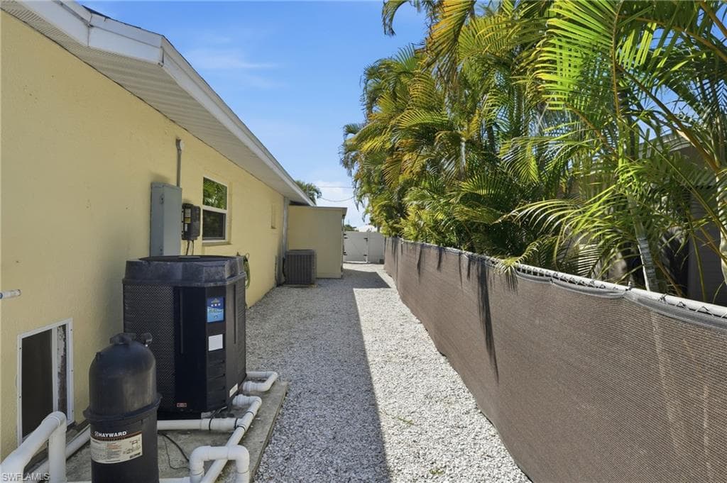 17741 Rebecca AVE, FORT MYERS BEACH FL 33931-42