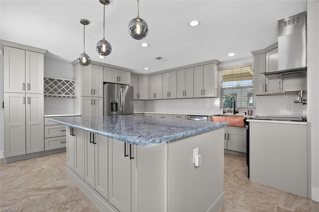 17741 Rebecca AVE, FORT MYERS BEACH FL 33931-9