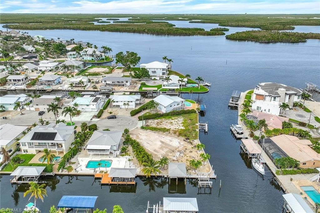 18 Avenida Carita, FORT MYERS BEACH FL 33931-16