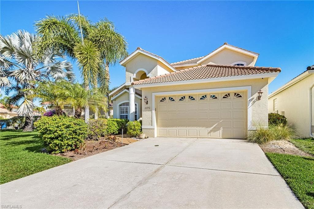 28310 Hidden Lake DR, BONITA SPRINGS FL 34134-1