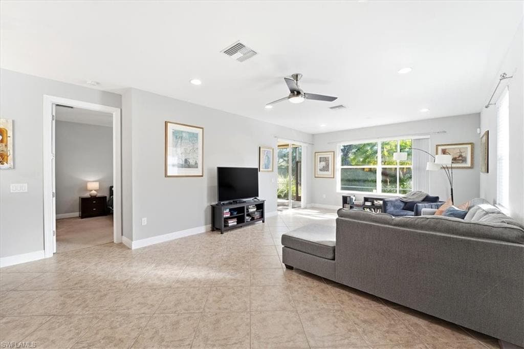 13390 Kent ST, NAPLES FL 34109-5