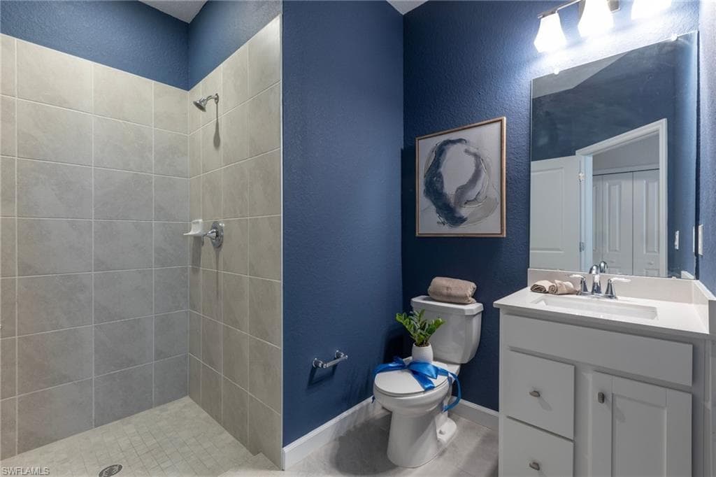 1547 Double Eagle TRL, NAPLES FL 34120-25