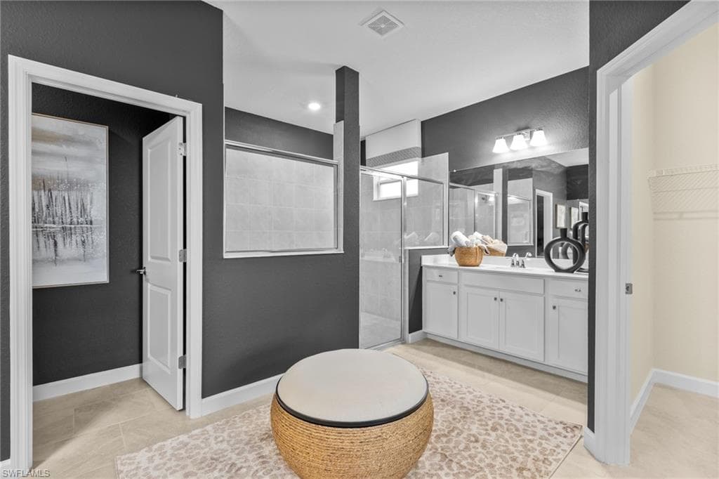 1547 Double Eagle TRL, NAPLES FL 34120-24