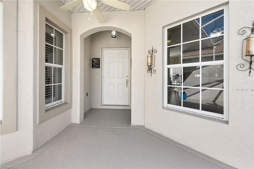 104 Glen Eagle CIR, NAPLES FL 34104-26