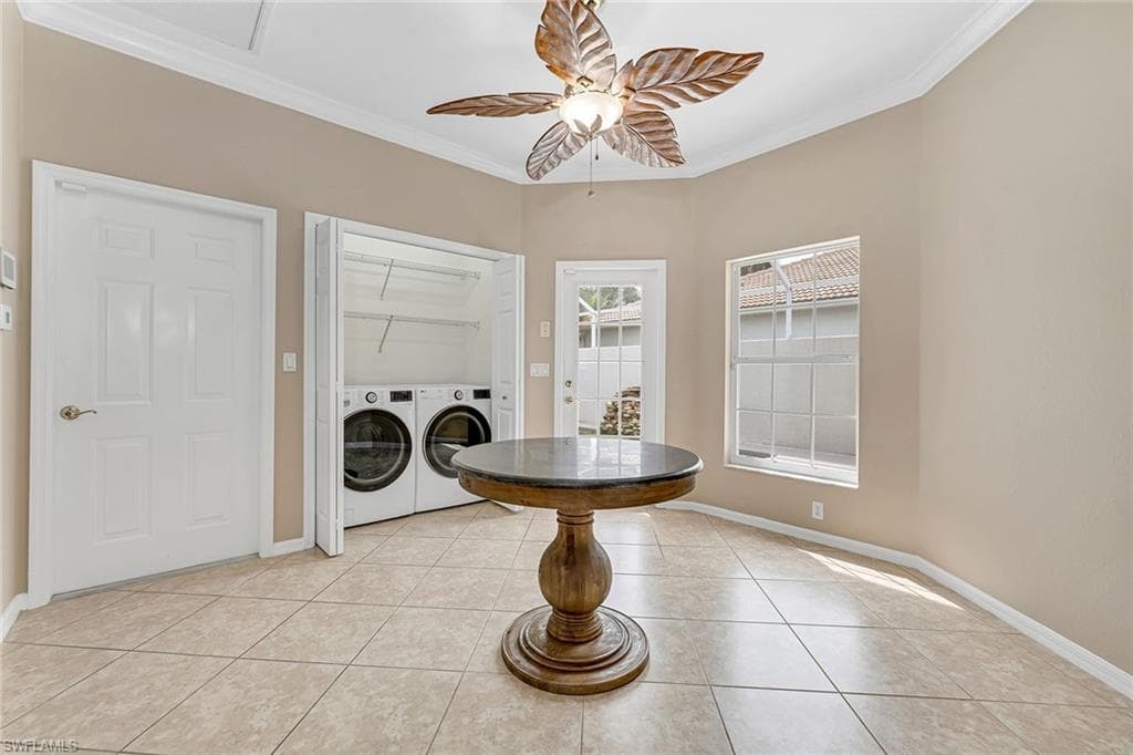 104 Glen Eagle CIR, NAPLES FL 34104-12