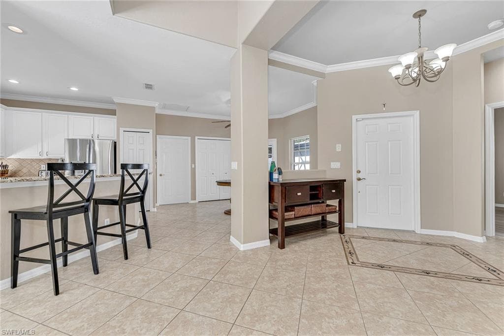 104 Glen Eagle CIR, NAPLES FL 34104-8