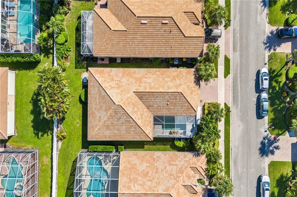 104 Glen Eagle CIR, NAPLES FL 34104-29