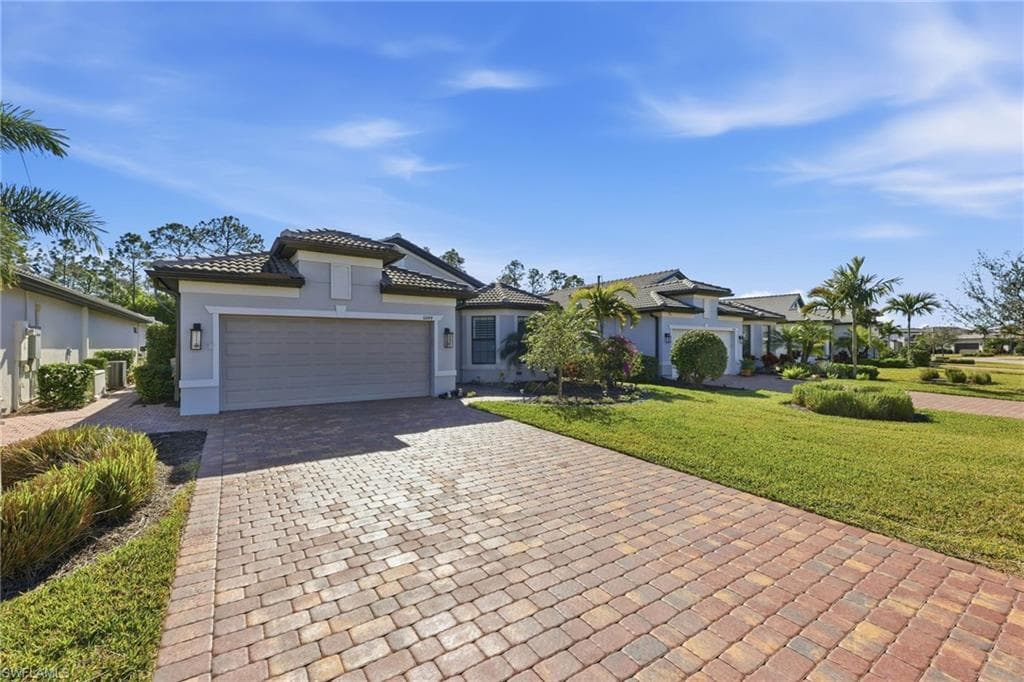 6844 Winding Cypress DR-2