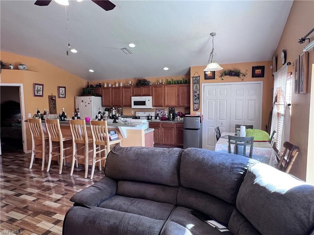 1187 Bush ST E, IMMOKALEE FL 34142-5