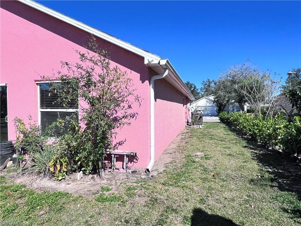 1187 Bush ST E, IMMOKALEE FL 34142-17