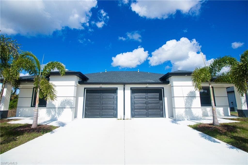 843 Duplex ST E # B, LEHIGH ACRES FL 33974-1