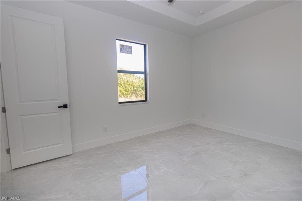 843 Duplex ST E # B, LEHIGH ACRES FL 33974-12