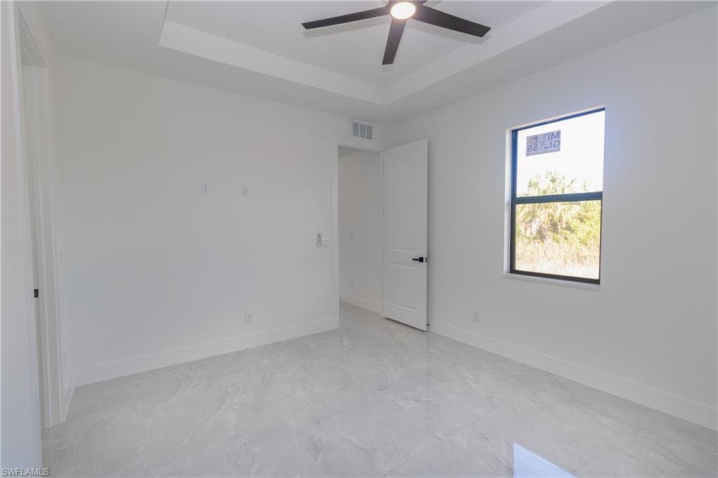 843 Duplex ST E # B, LEHIGH ACRES FL 33974-14