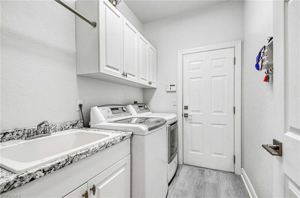 4908 Sedgewood LN, NAPLES FL 34112-22