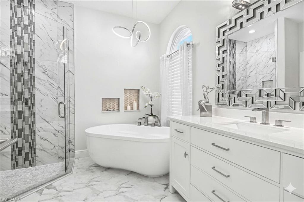 4908 Sedgewood LN, NAPLES FL 34112-16