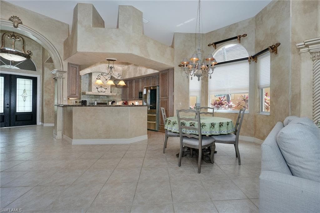 4248 Kensington High ST, NAPLES FL 34105-4