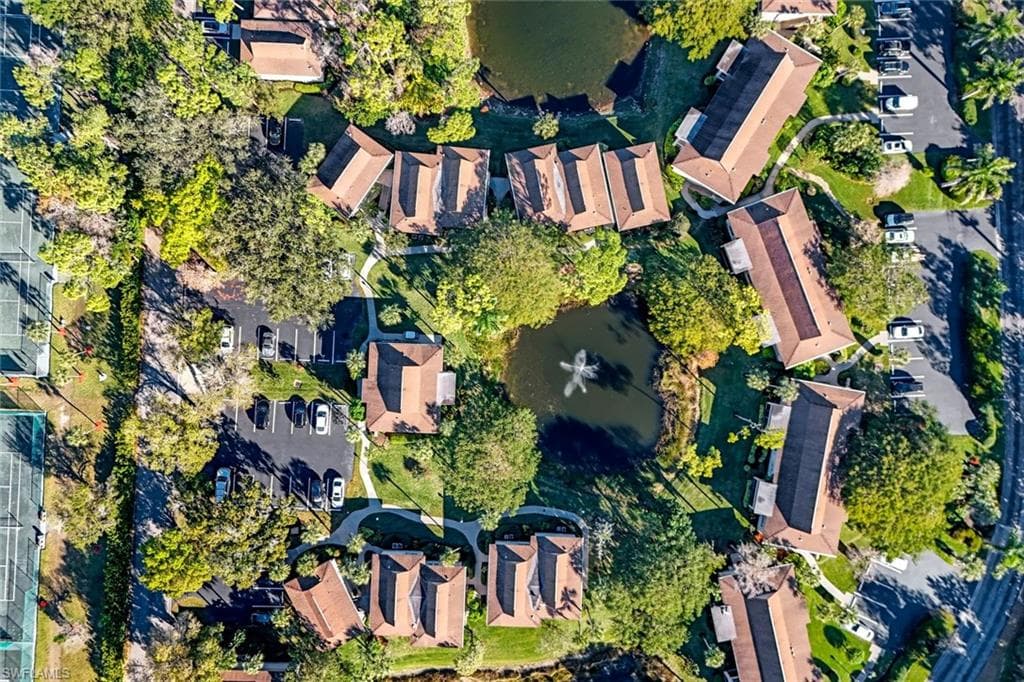 11 Bob O Link CT # 11, NAPLES FL 34105-8