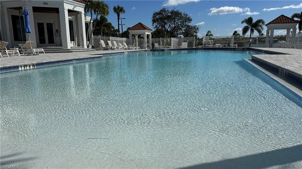 7824 Emerald CIR # F104, NAPLES FL 34109-46