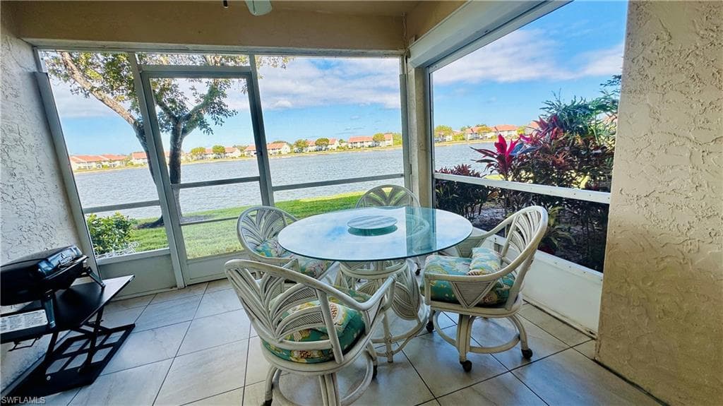 7824 Emerald CIR # F104, NAPLES FL 34109-31
