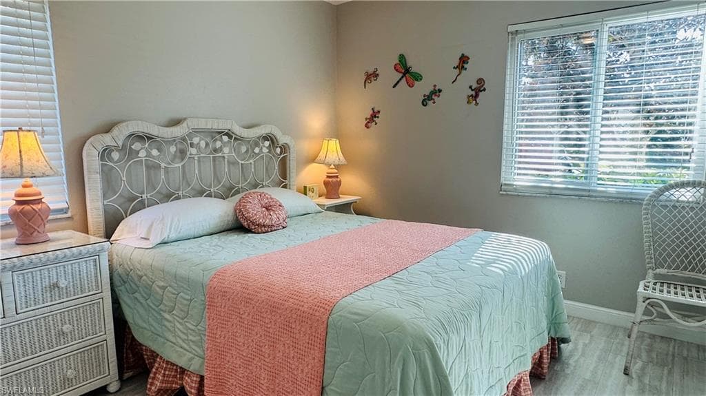 7824 Emerald CIR # F104, NAPLES FL 34109-19