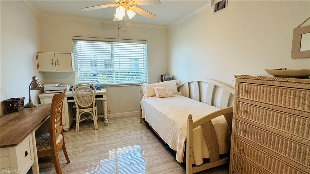 7824 Emerald CIR # F104, NAPLES FL 34109-28