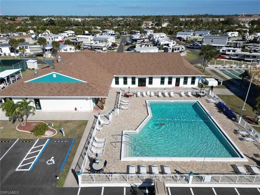 19681 #133 Summerlin RD, FORT MYERS FL 33908-10