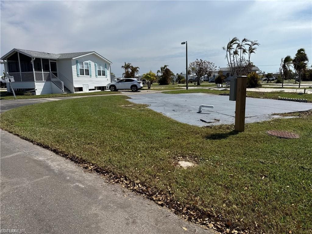 19681 #133 Summerlin RD, FORT MYERS FL 33908-3