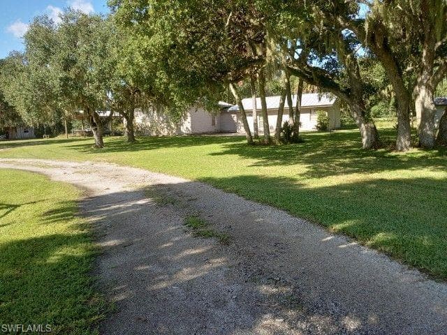 2687 Old Lakeport RD, MOORE HAVEN FL 33471-1