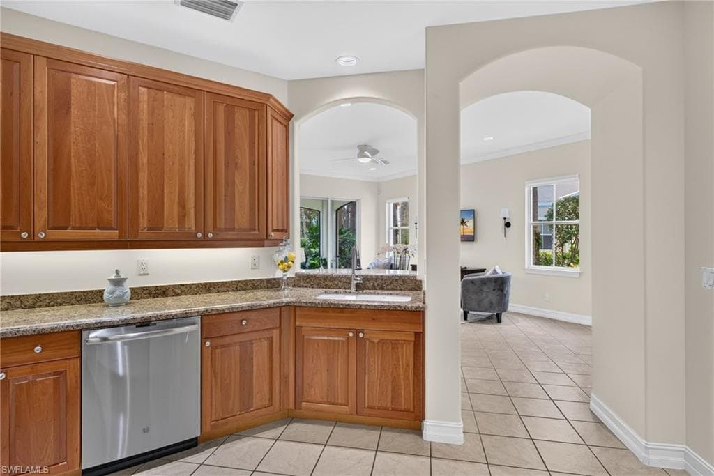2621 ESTRELLA CT # 1601, NAPLES FL 34109-11
