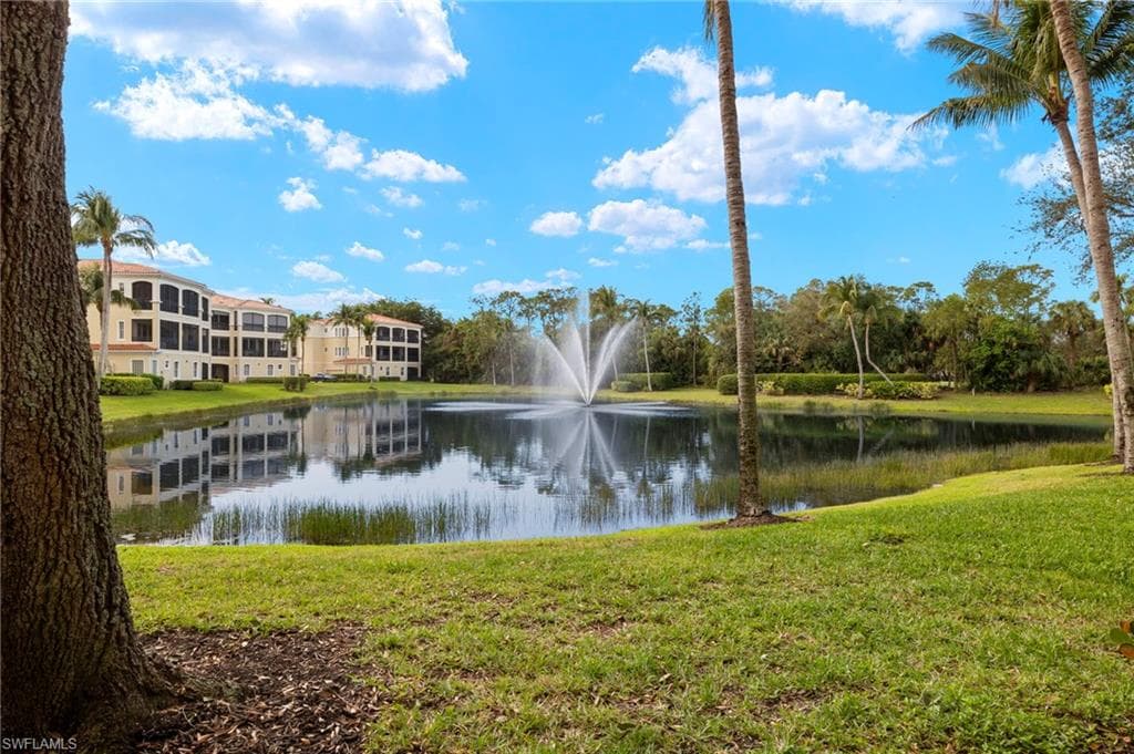 2621 ESTRELLA CT # 1601, NAPLES FL 34109-23