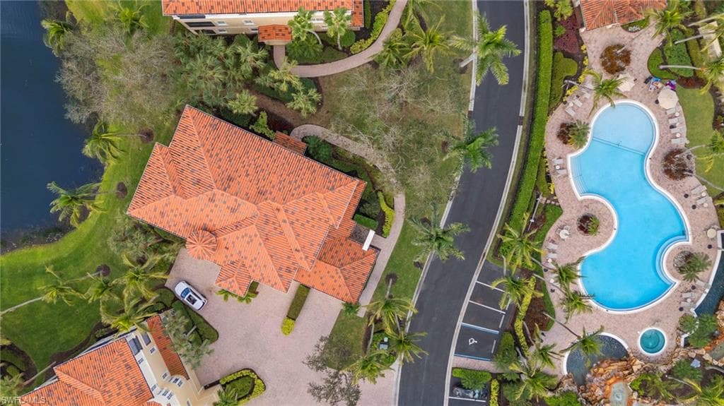 2621 ESTRELLA CT # 1601, NAPLES FL 34109-30
