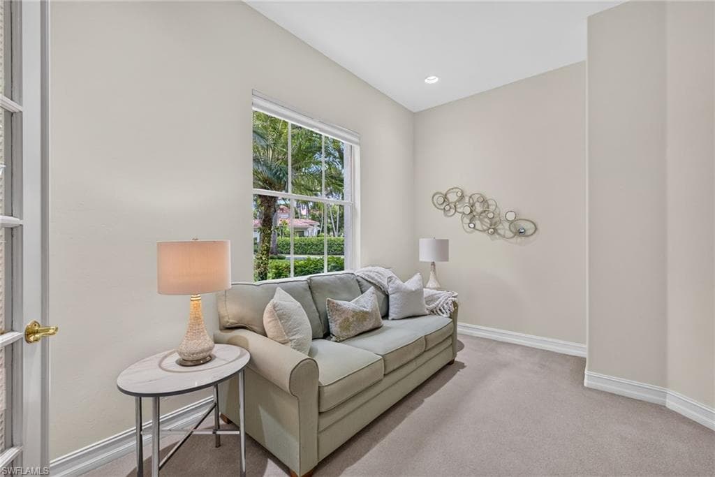 2621 ESTRELLA CT # 1601, NAPLES FL 34109-20