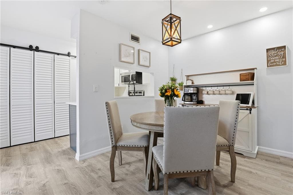 1103 SE 8th TER Unit D, CAPE CORAL FL 33990-8