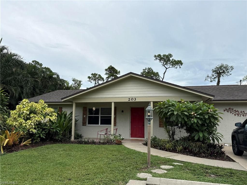 203 Esther ST, NAPLES FL 34104-12