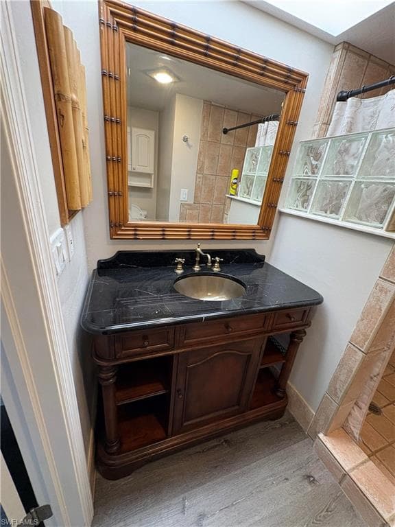 203 Esther ST, NAPLES FL 34104-3