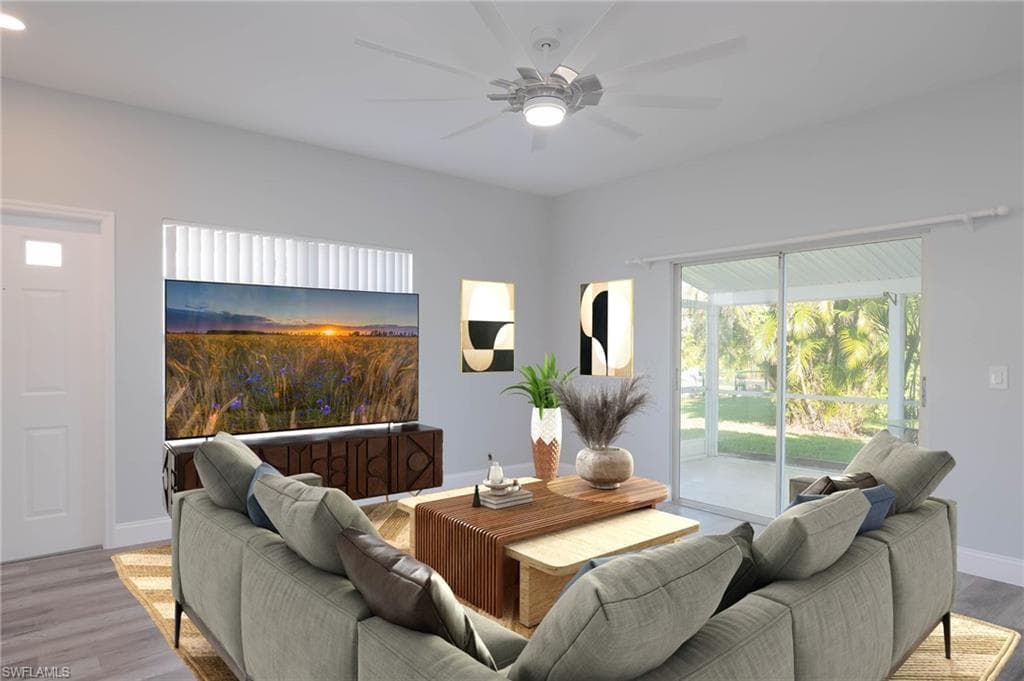 6119 Lake Front DR, FORT MYERS FL 33908-1