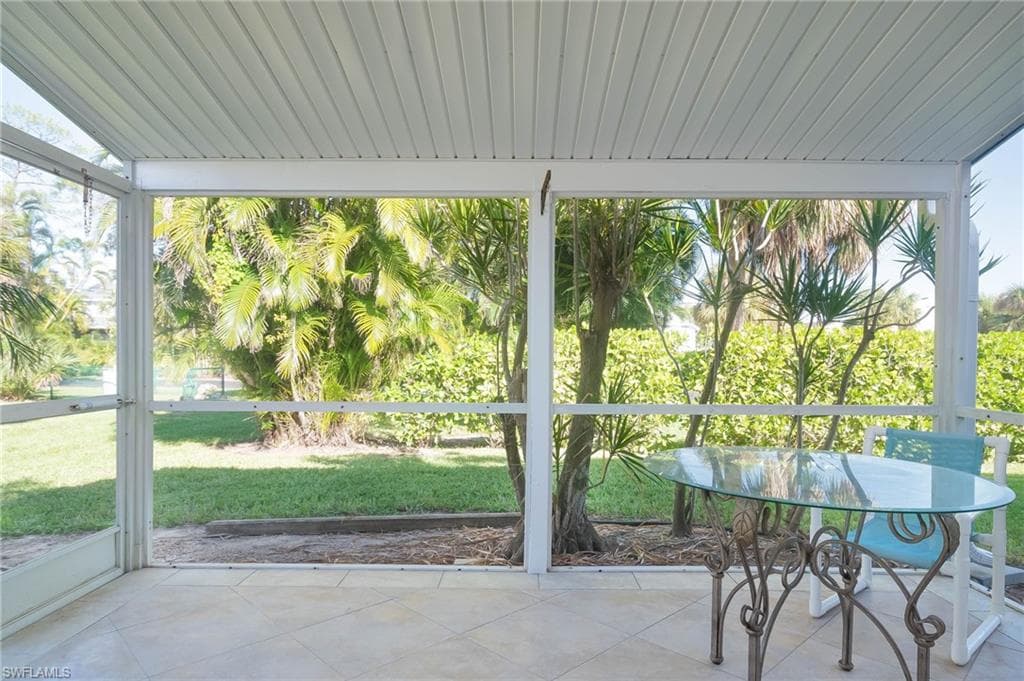 6119 Lake Front DR-29