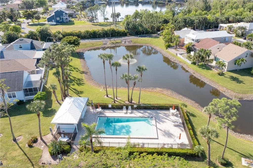 6119 Lake Front DR-32