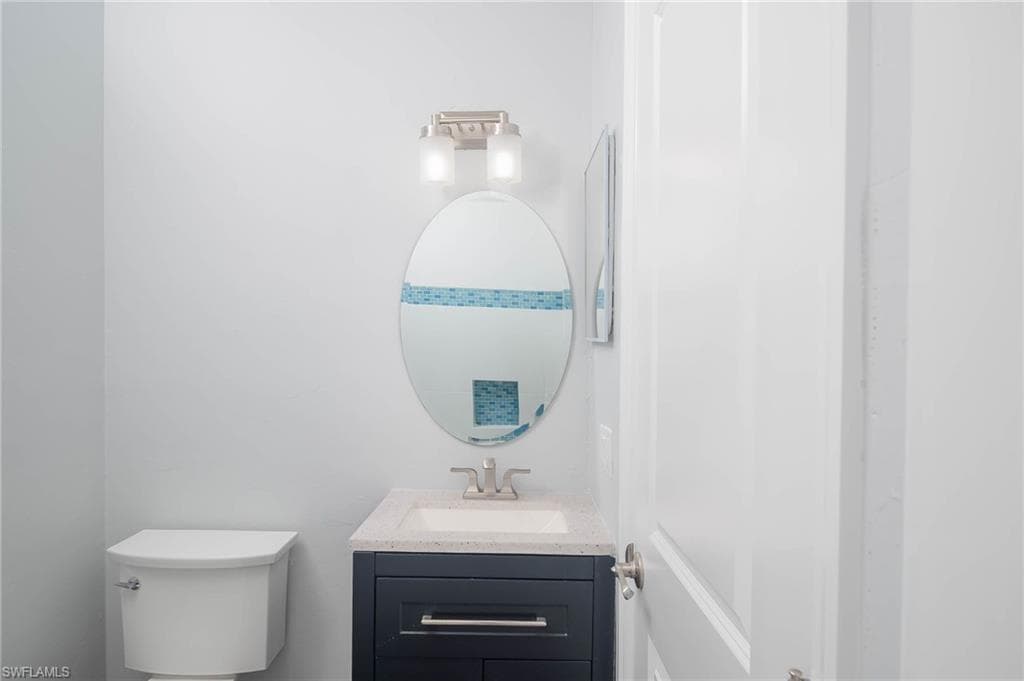 6119 Lake Front DR, FORT MYERS FL 33908-17