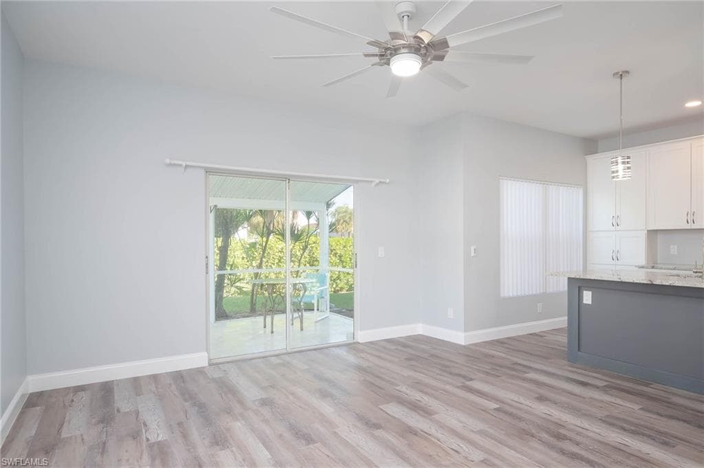 6119 Lake Front DR, FORT MYERS FL 33908-6