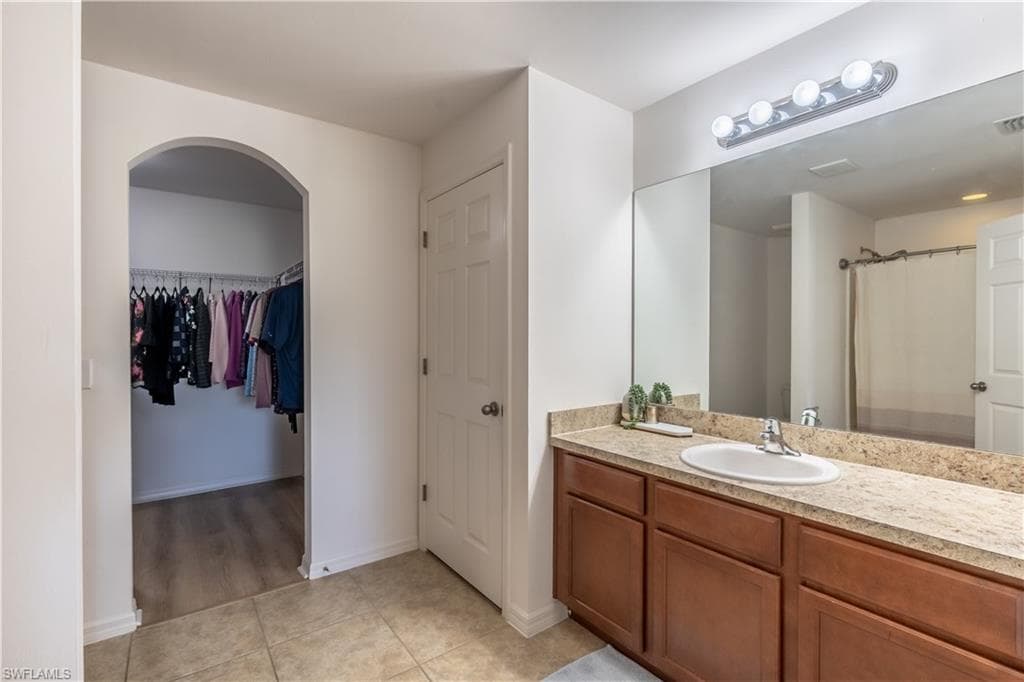 727 Morningview CT, LEHIGH ACRES FL 33974-21