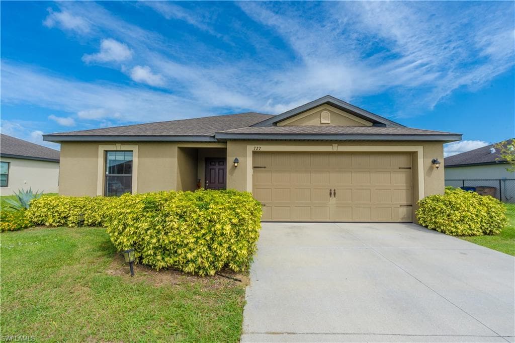 727 Morningview CT, LEHIGH ACRES FL 33974-28