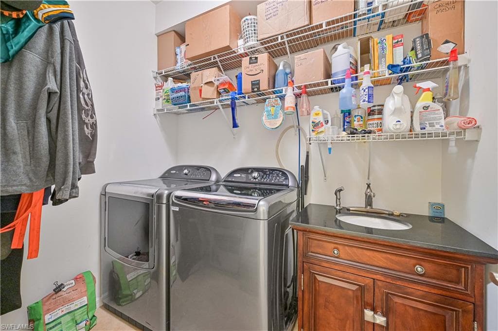 8641 Banyan Bay BLVD, FORT MYERS FL 33908-19