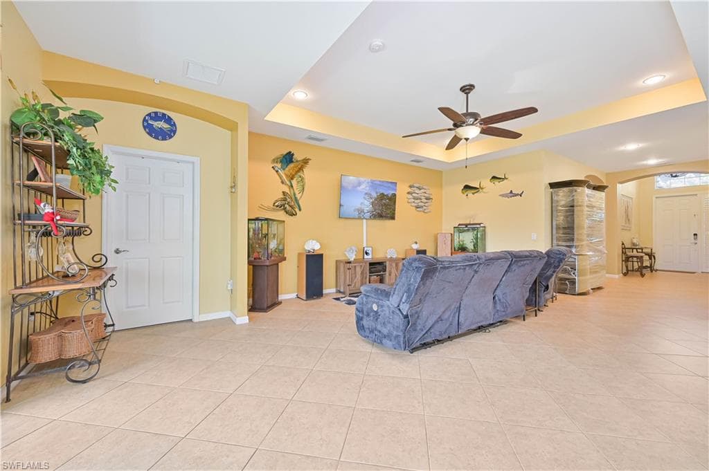 8641 Banyan Bay BLVD-36