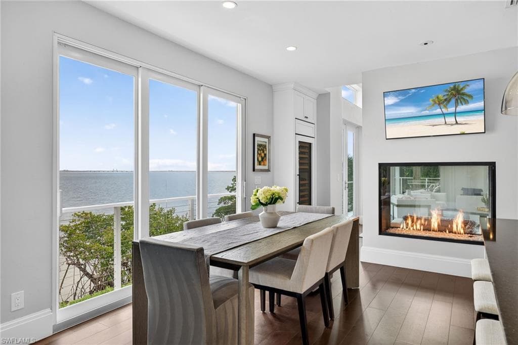 1552 San Carlos Bay DR, SANIBEL FL 33957-14