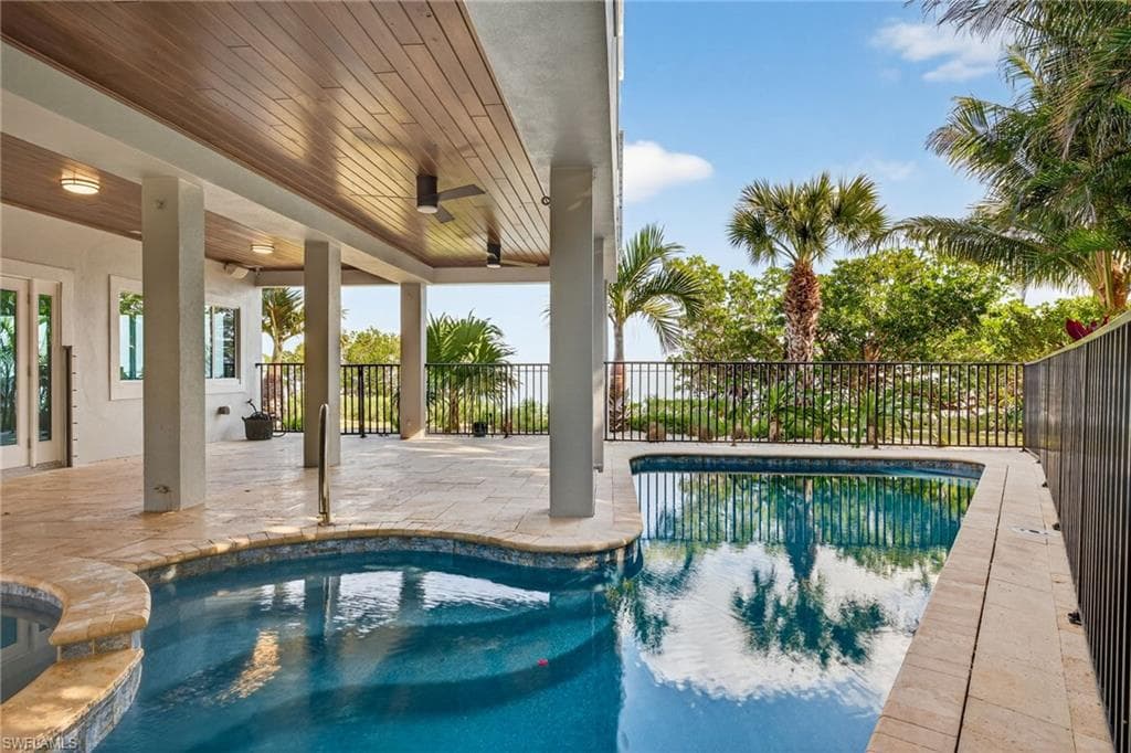 1552 San Carlos Bay DR, SANIBEL FL 33957-42